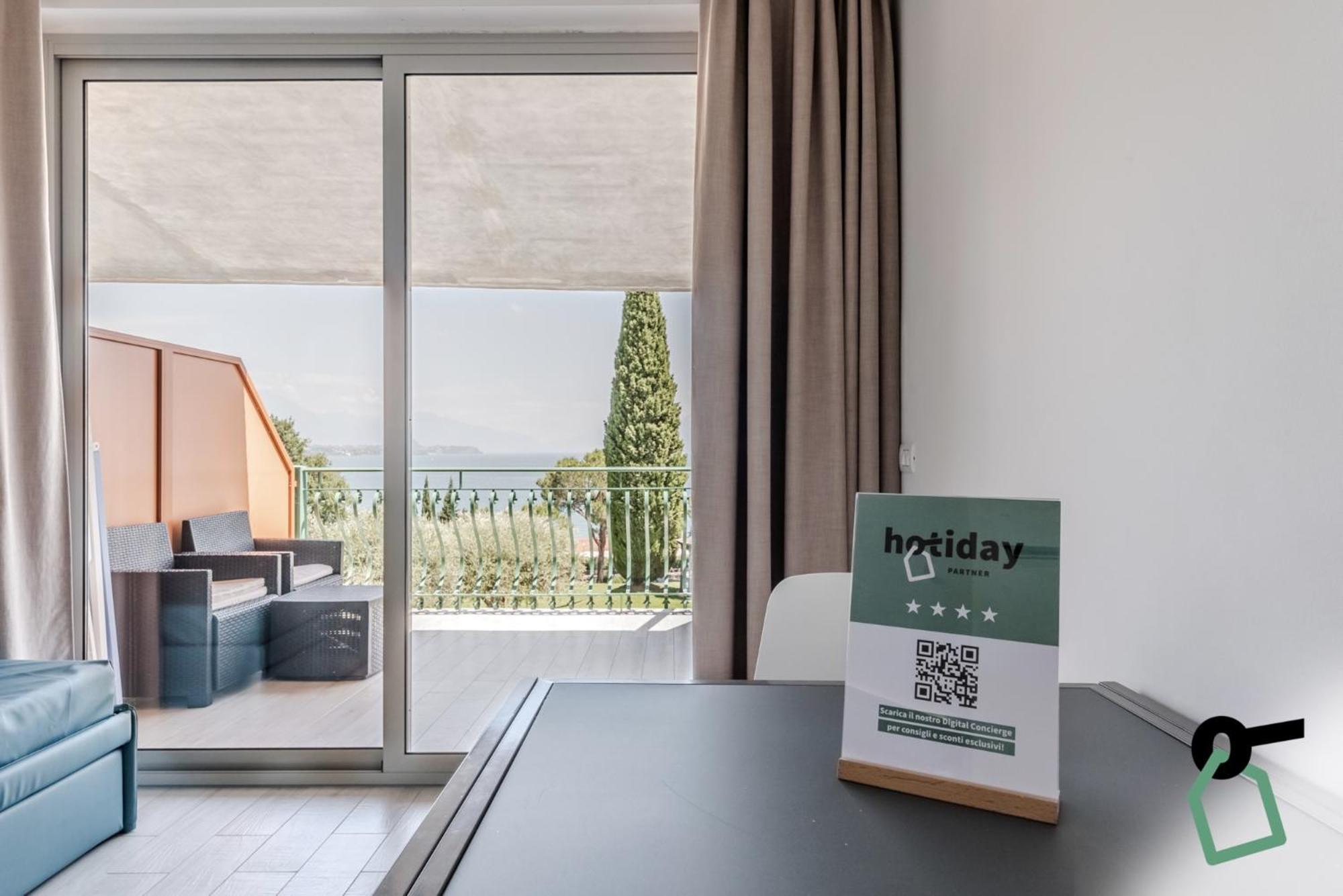 Hotiday Apartment Collection - Desenzano 代森扎诺-德尔加达 外观 照片