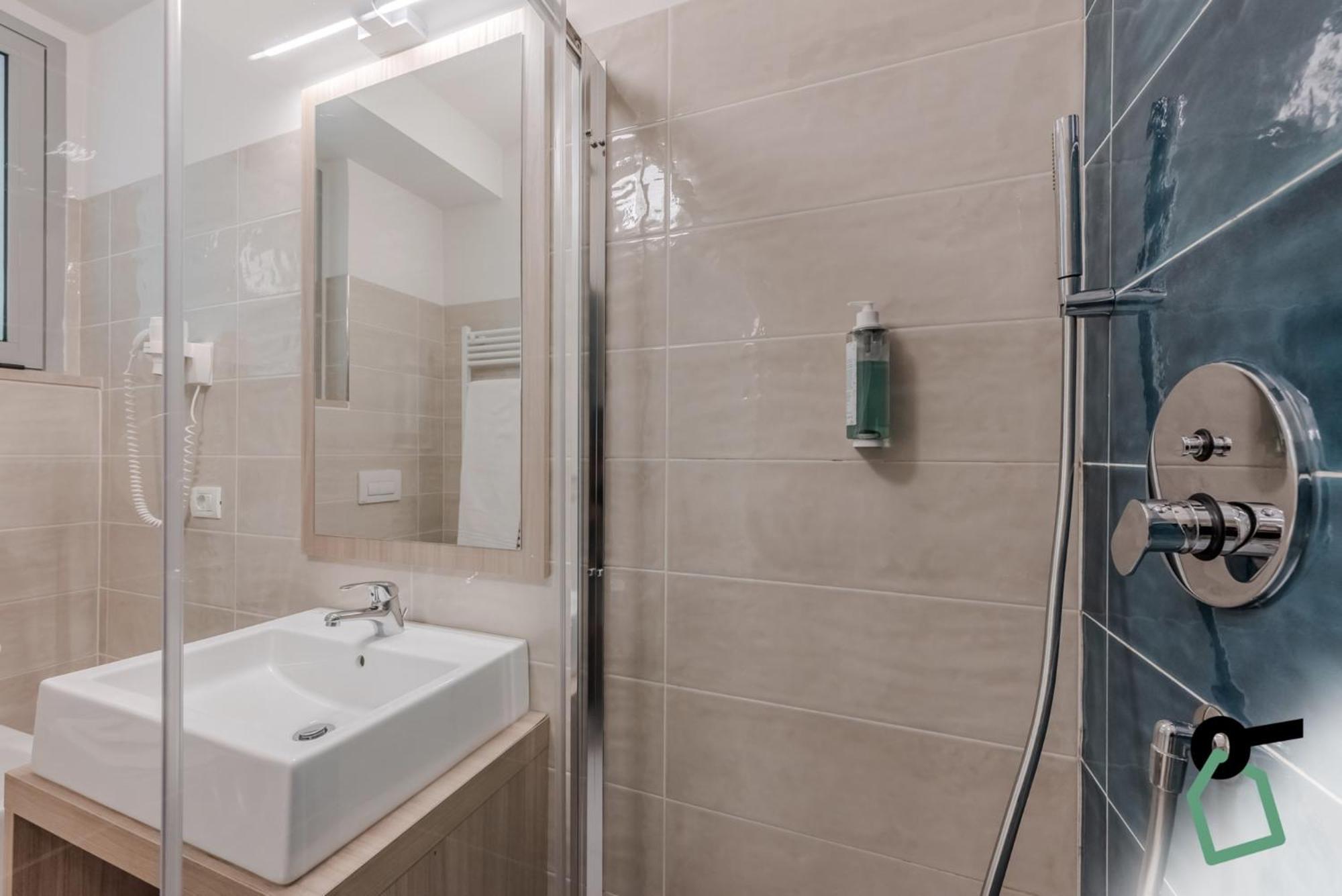 Hotiday Apartment Collection - Desenzano 代森扎诺-德尔加达 外观 照片