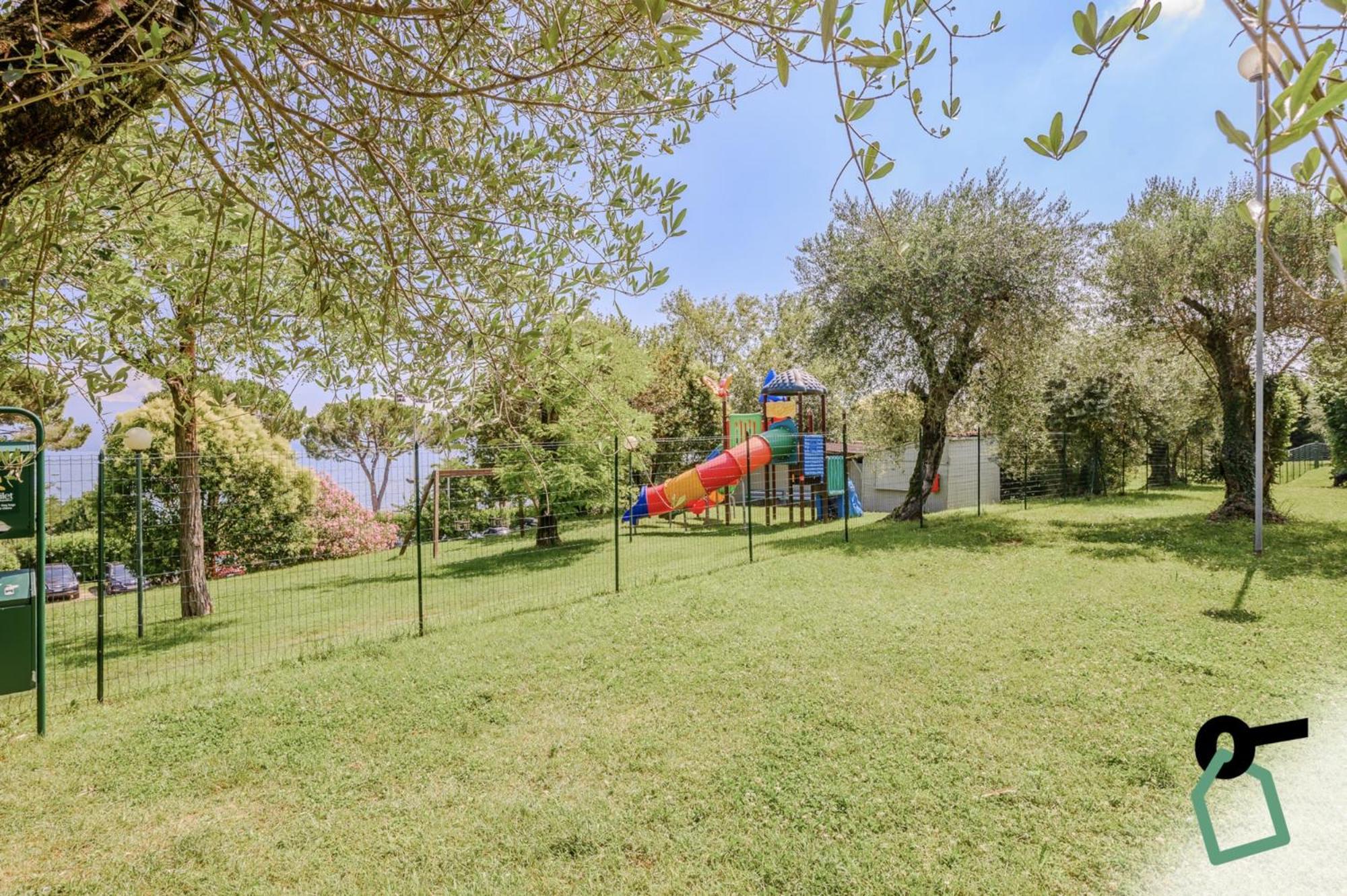 Hotiday Apartment Collection - Desenzano 代森扎诺-德尔加达 外观 照片